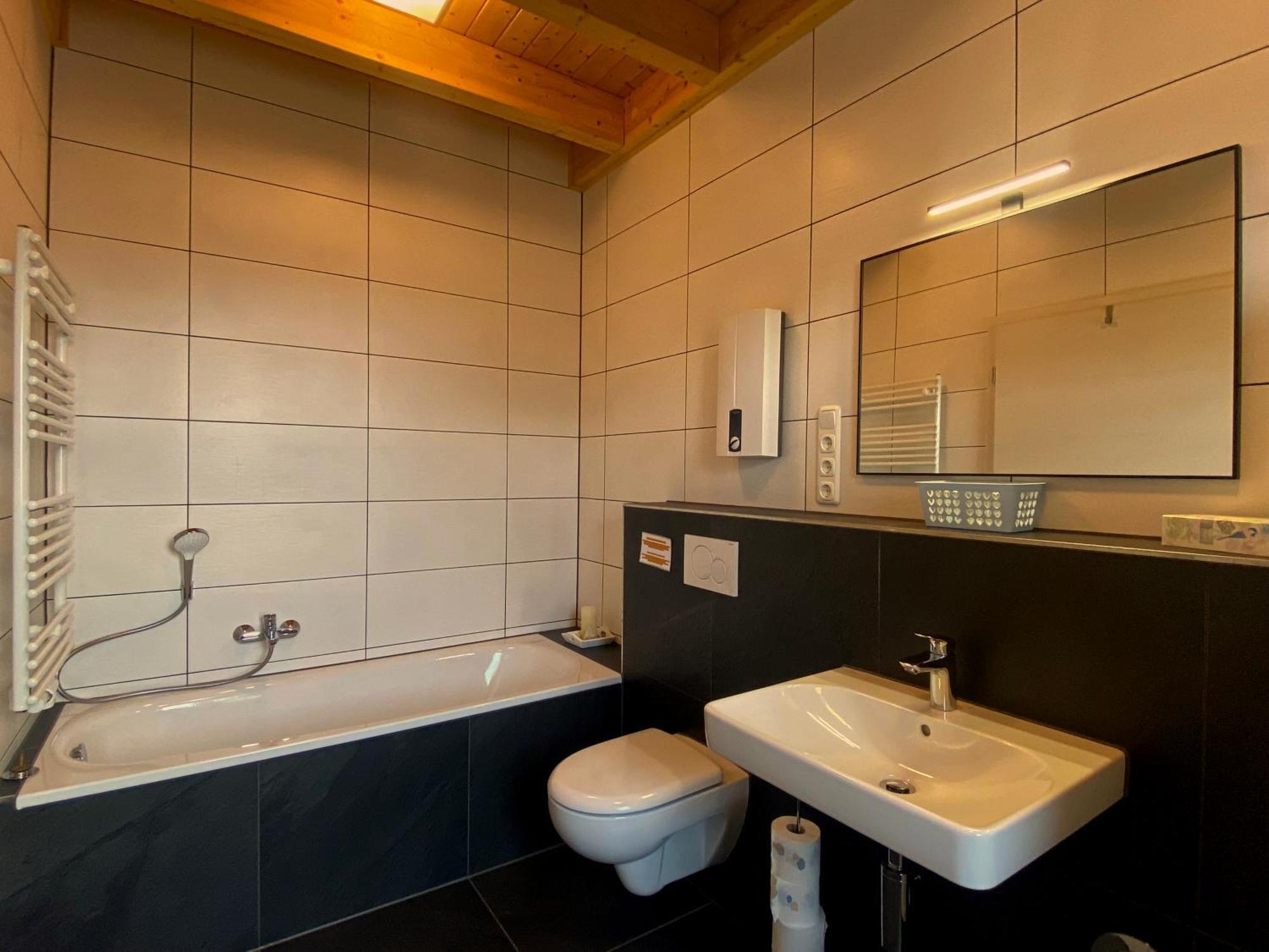 Ferienwohnung Am Weiher Kategorie 1 Нидегген Экстерьер фото